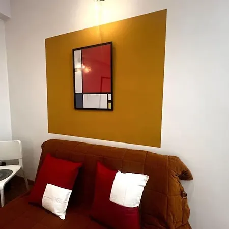 Mondrian-bozzi 59 アパート