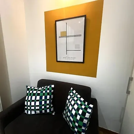 Mondrian-bozzi 59 شقة باري