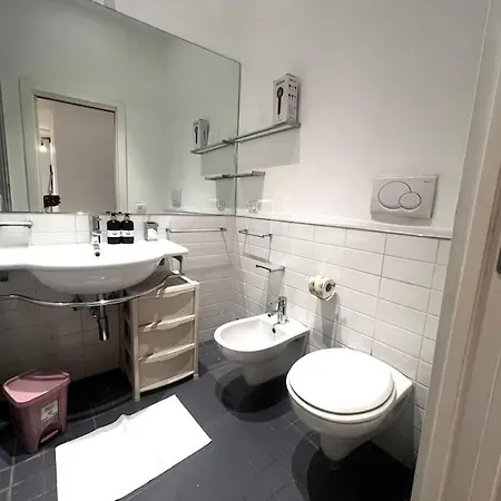 Mondrian-bozzi 59 شقة باري