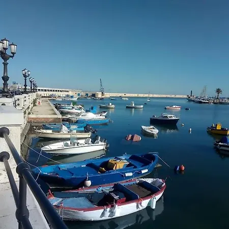 Mondrian-bozzi 59 شقة